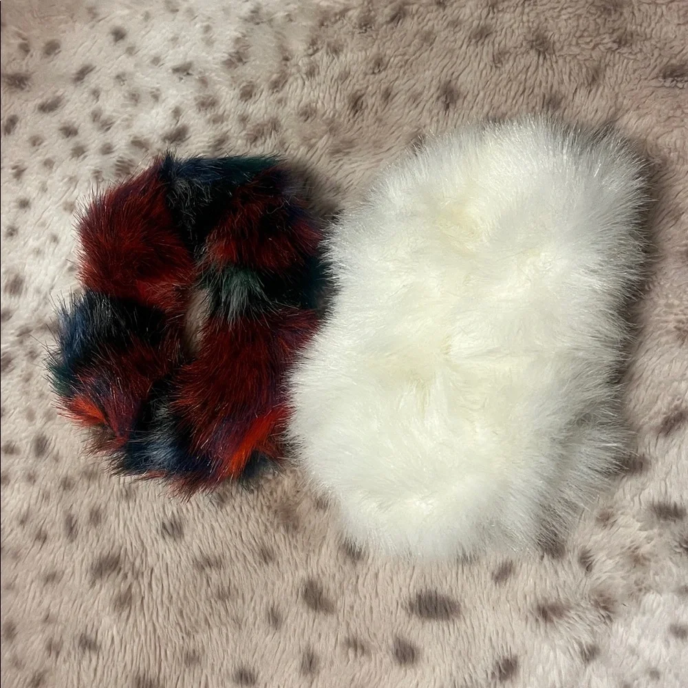 Set of 2 Fabulous Furs Scrunchies White Green and Red